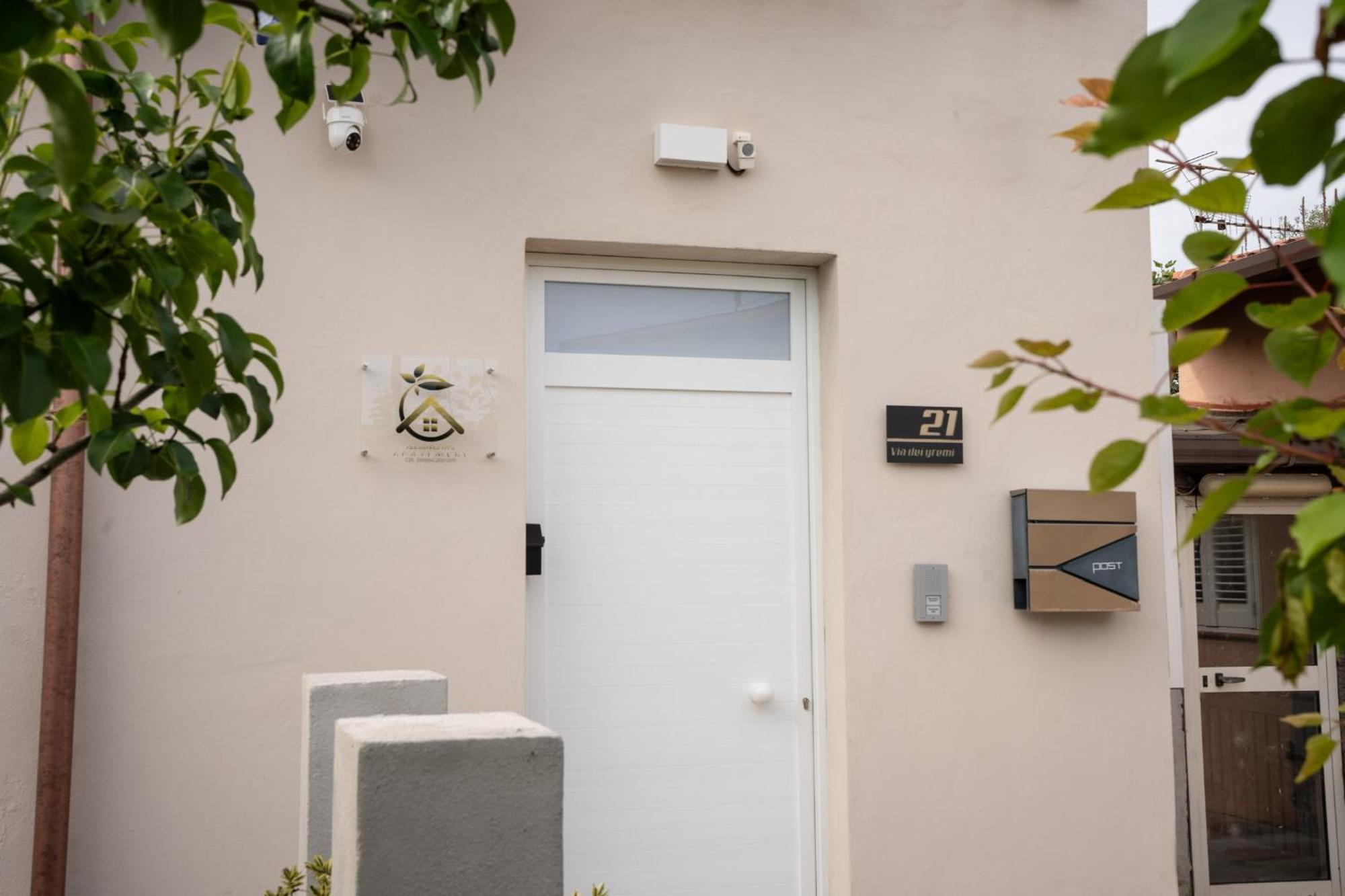 Alessandra'S Apartment サッサリ エクステリア 写真