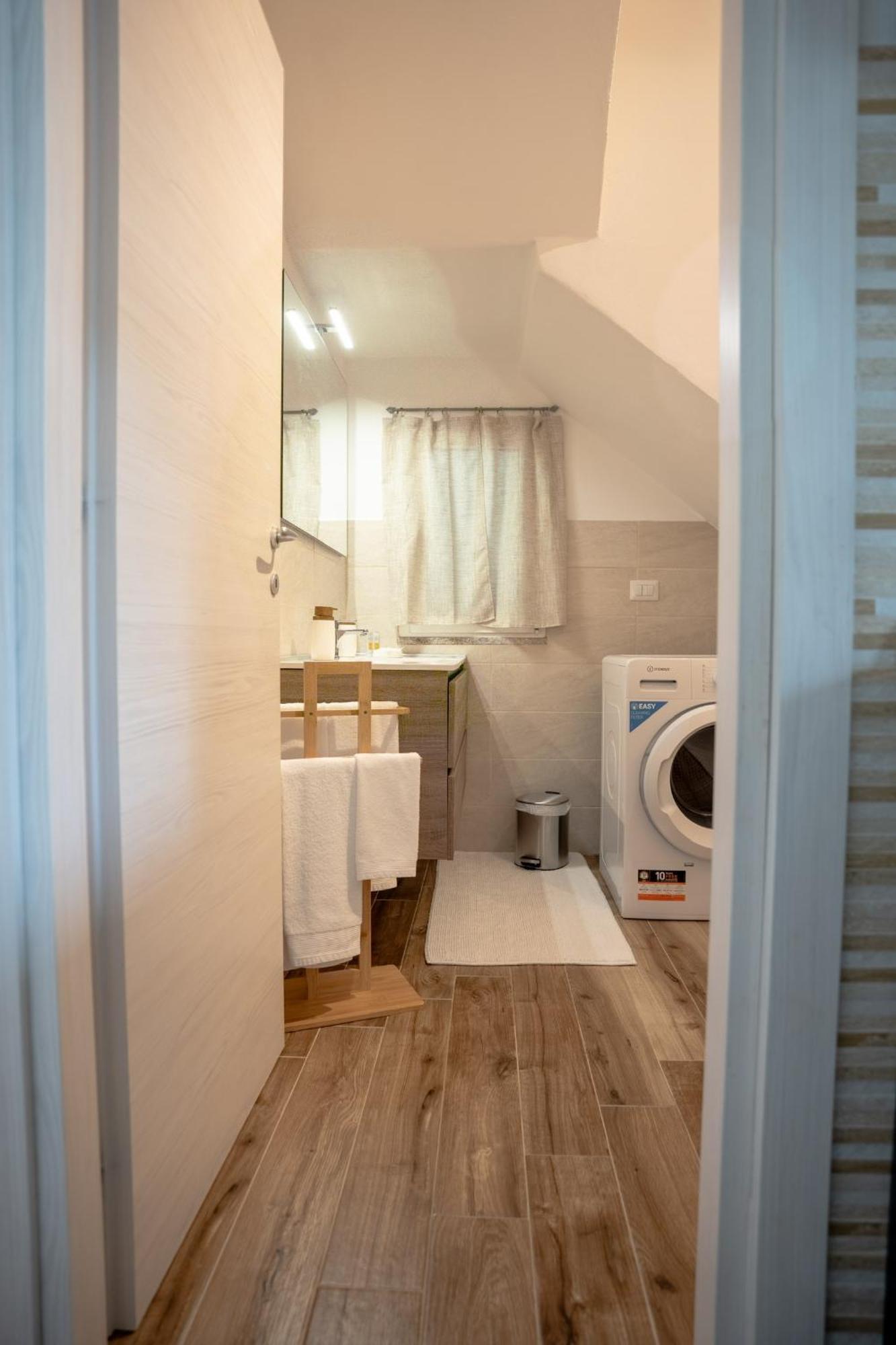 Alessandra'S Apartment サッサリ エクステリア 写真